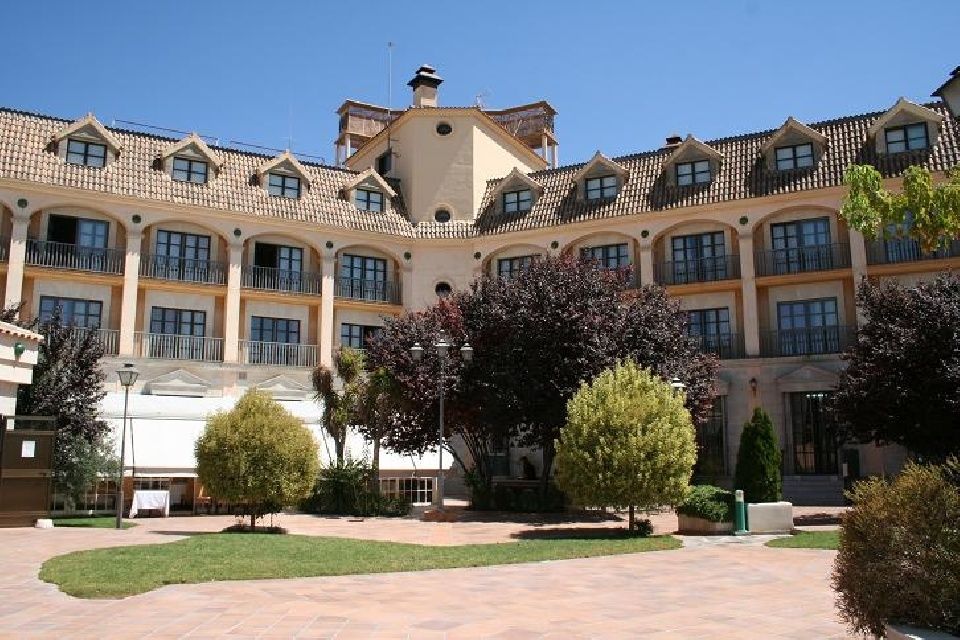 Rl Ciudad De Ubeda Hotel Exterior photo